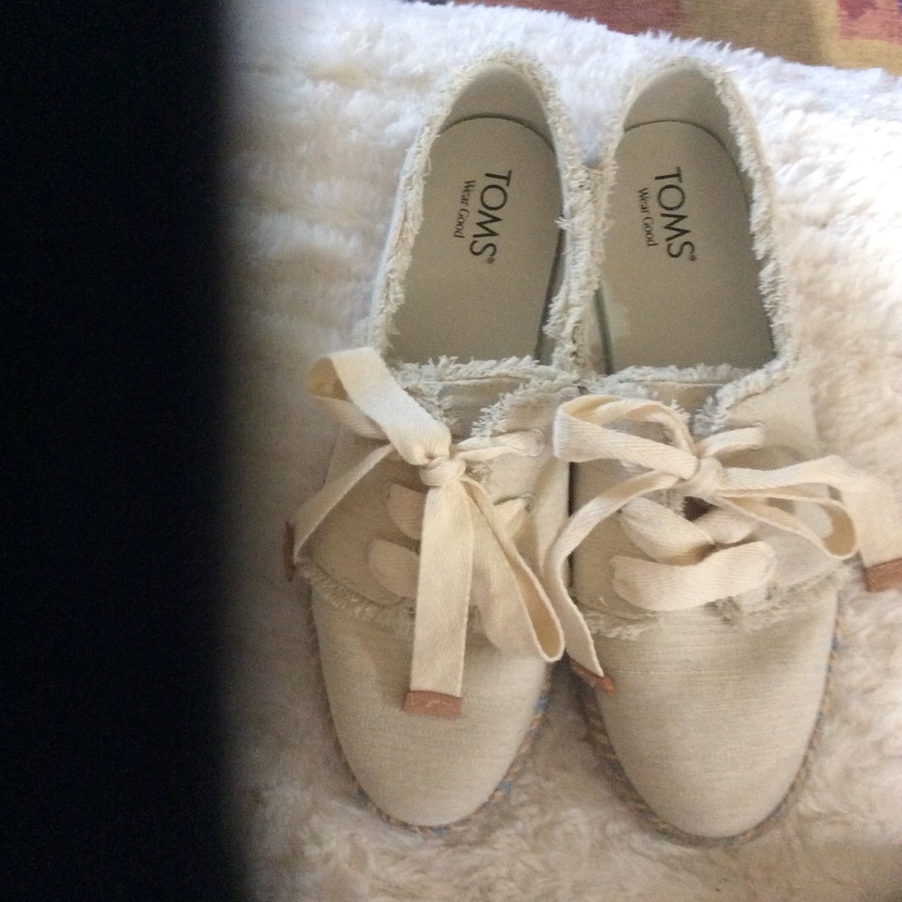 Toms Carolina lace-up espadrille size 11